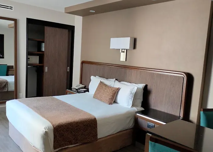 Metropol Hotel