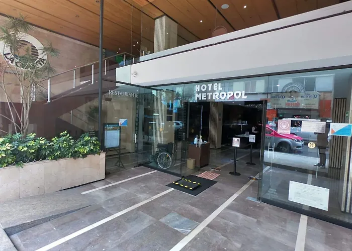 Metropol 4*