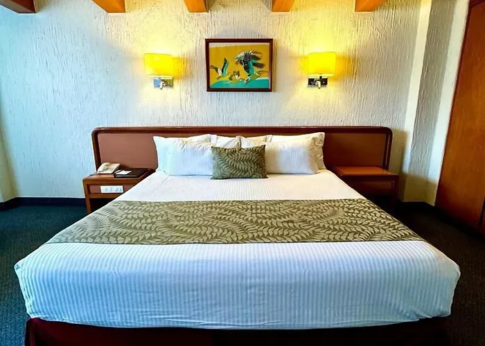 Metropol 4*